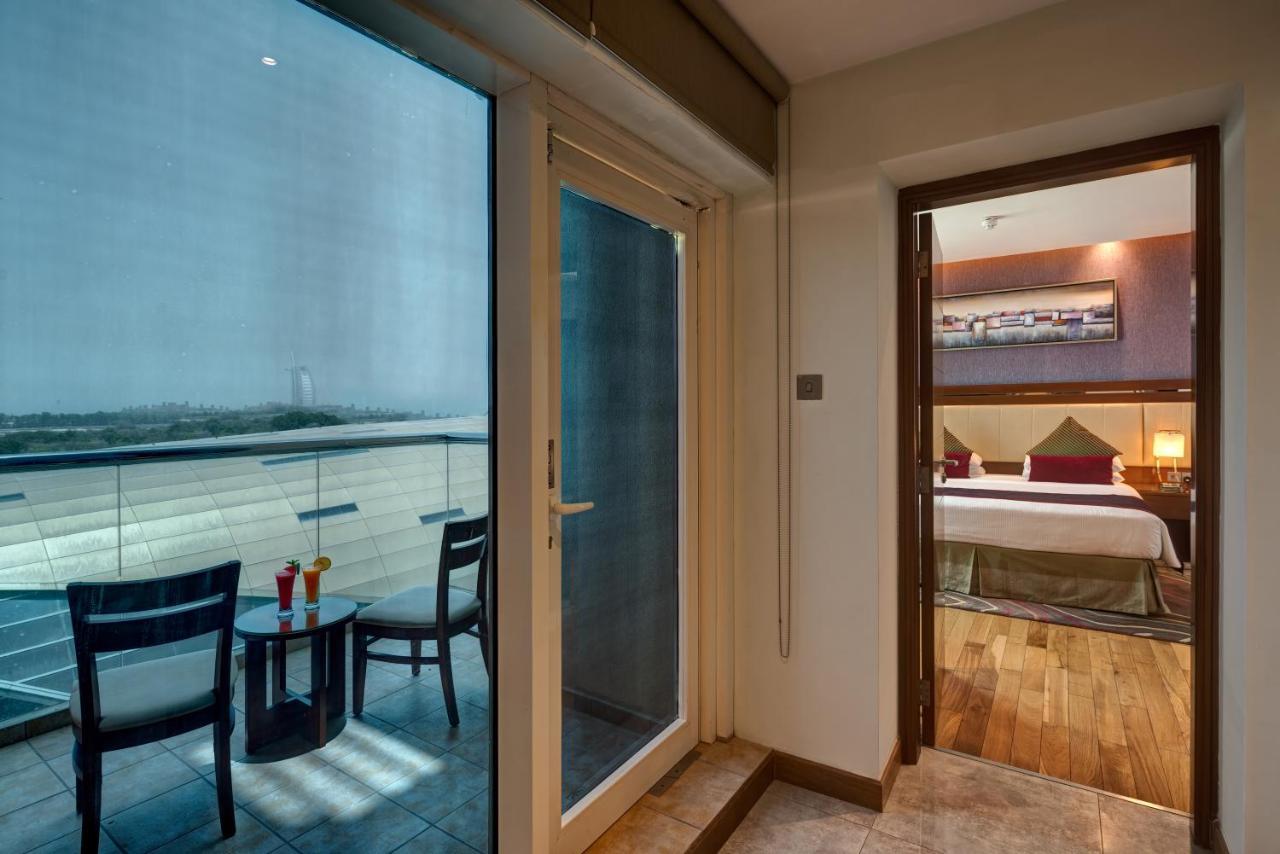 Deluxe Two-Bedroom Suite